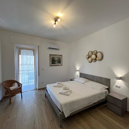 The Crown Rooms Alguer Exterior foto